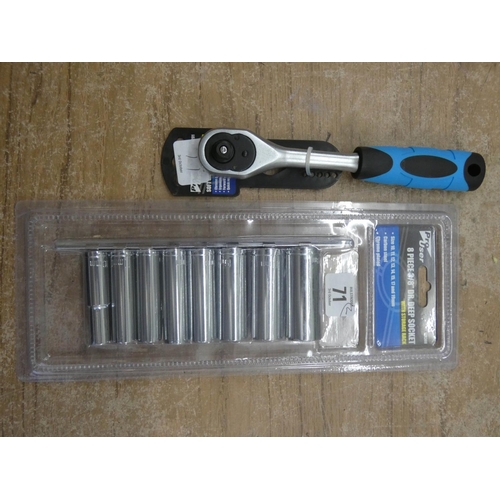 13 - A new eight piece 3/8