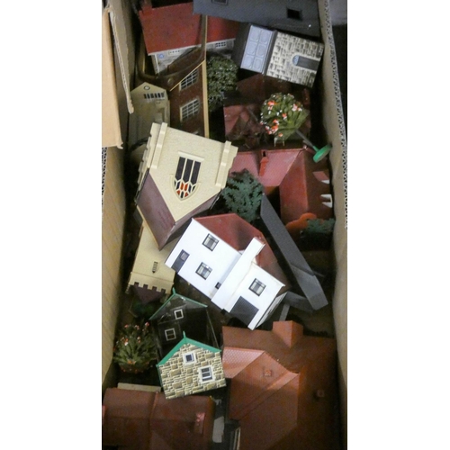 169 - A box of model houses etc