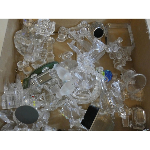 237 - A large quantity of assorted decorative crystal glass ornaments