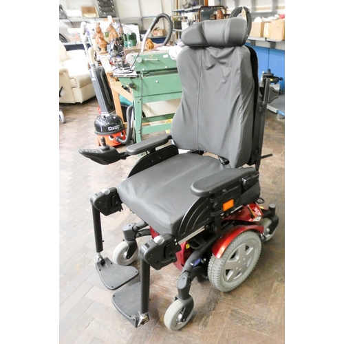 4 - A really good quality high specification Invicare TDX2SP joy stick control mobility scooter