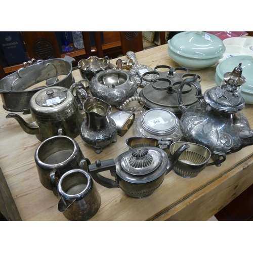 315 - A quantity of assorted silver plated items