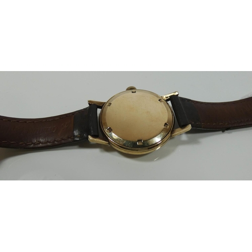 591 - Vintage Benson 9ct gold gentlemen's wristwatch with automatic movement, running at time of inspectio... 