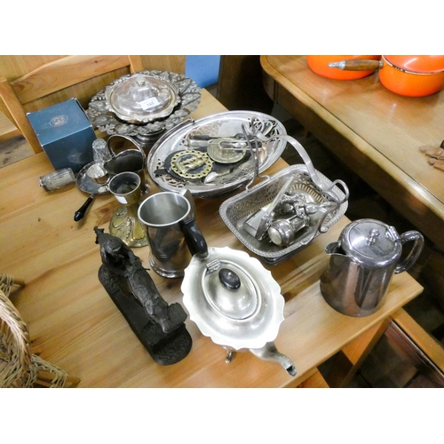 145 - Assorted plated items, horse and jockey figure etc