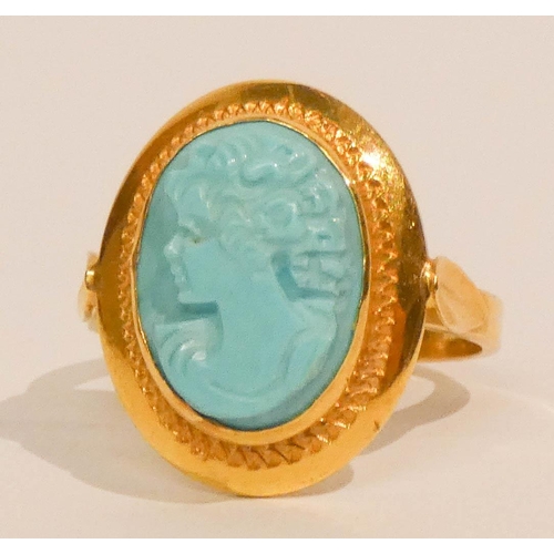 658 - 18ct yellow gold turquoise enamel cameo style dress ring, size O