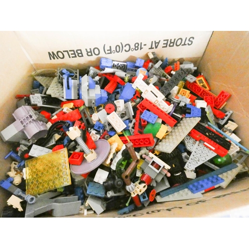 459 - A small box of Lego