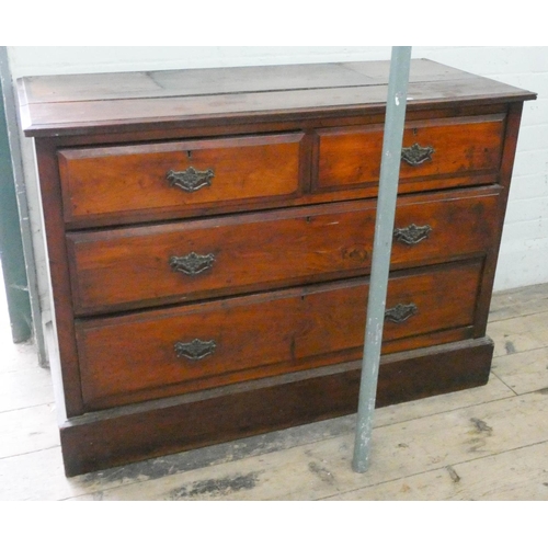 6 - An Edwardian walnut chest of two long and two short drawers, 3'6 wide