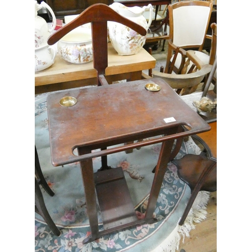 84 - A gentlemen's mahogany dressing stand with coat hanger etc