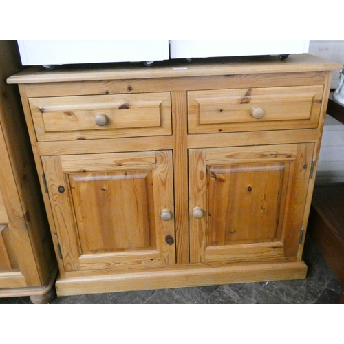 218 - Small modern pine sideboard, fitted drawers and cupboards, 3' wide