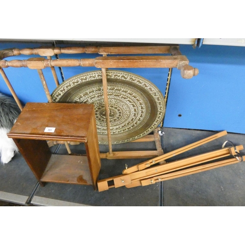 391 - An artist's easel, large brass tray, towel rail etc