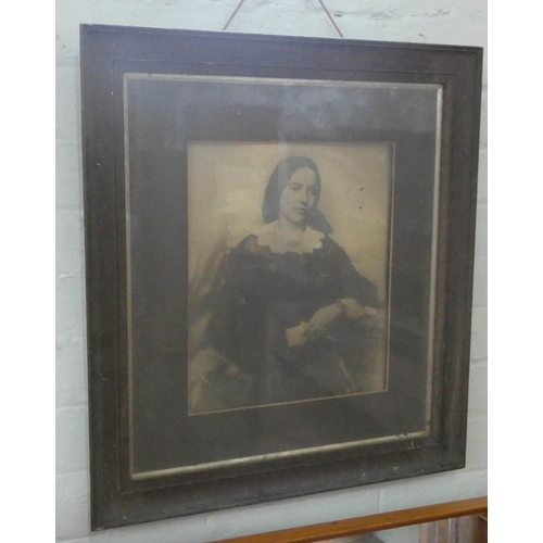 84 - An oil painting in gilt frame and an old framed photograph