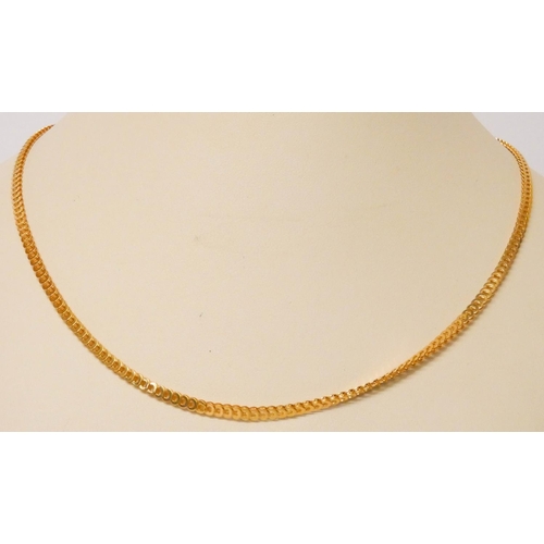 639 - Modern Italian 9ct yellow gold flattened link chain necklace, marked 375, weight 8.1 grams