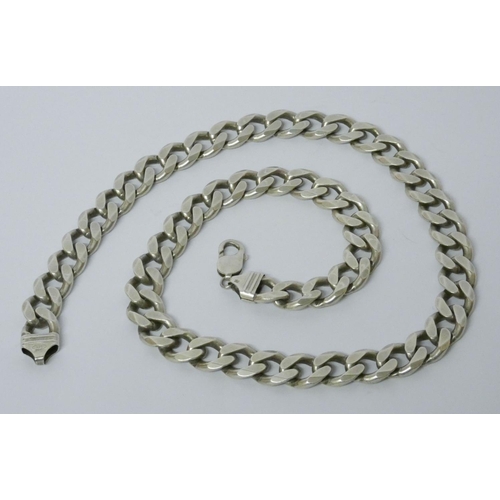 579 - A very large chunky silver curb chain necklace, 160 grams, 62 cms long