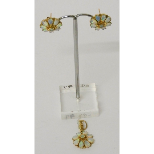 643 - A pair of 9ct gold circular opal cluster ear studs and a matching pendant, pendant hallmarked. Clust... 