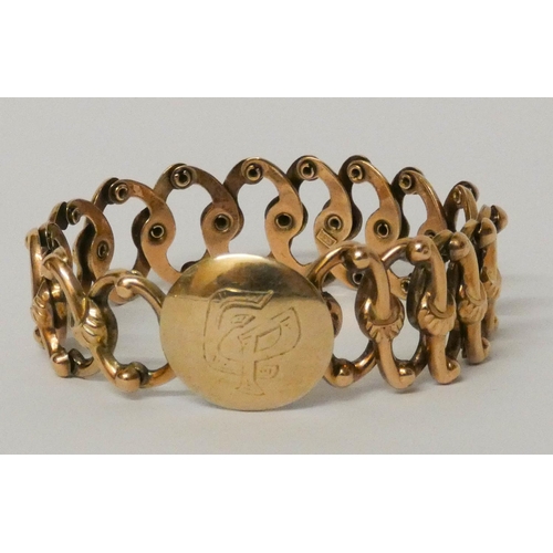 624 - Antique Continental yellow metal (marked 333 - 8ct gold) flexi bracelet, with engraved central circu... 