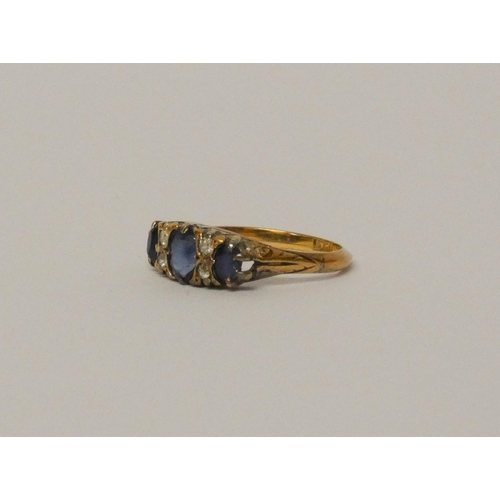 563 - Victorian 18ct gold sapphire and diamond ring, marked 18ct. Ring size L