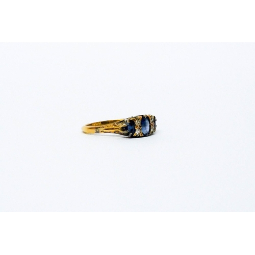 563 - Victorian 18ct gold sapphire and diamond ring, marked 18ct. Ring size L