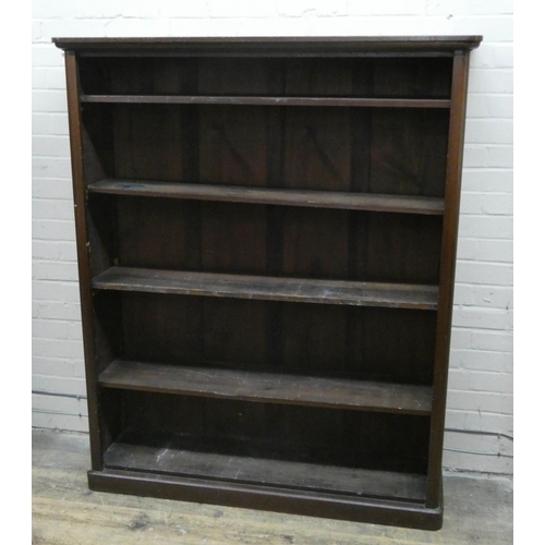 75 - A mahogany open bookcase with adjustable shelves, 4' wide