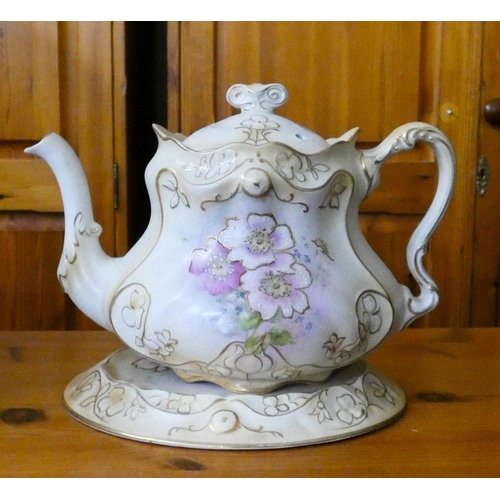 270 - Art Nouveau glass fish painted vase, Crown Devon style teapot on stand and a chamber pot