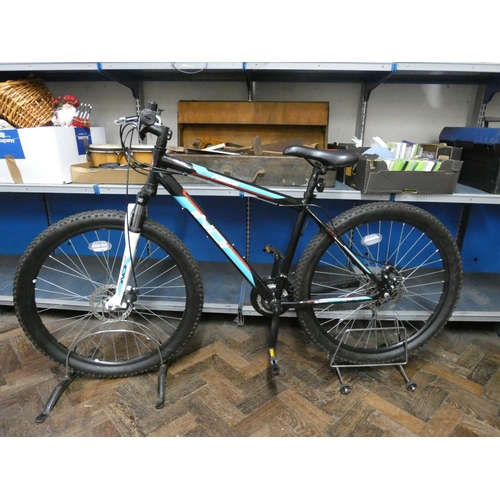 315 - A blue and black Kaisa Indi 27.5 gents pushbike with front suspension, disc breaks etc and very wide... 