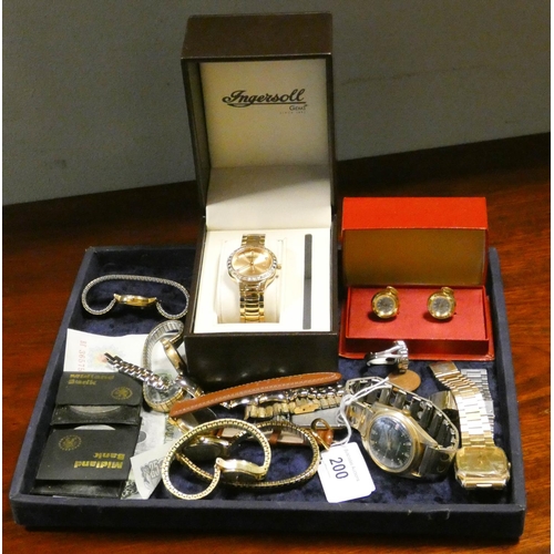 200 - A collection of watches, watch cufflinks etc
