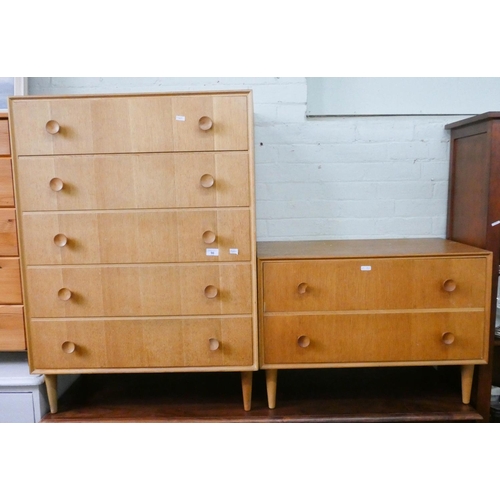 90 - Meredew retro light oak tallboy chest of five drawers, a smaller chest of two drawers and a companio... 