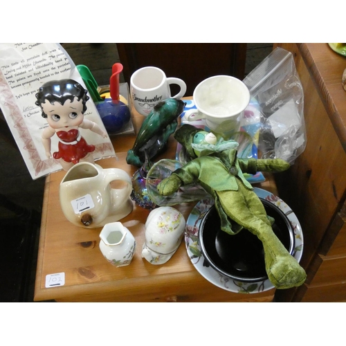 101 - China store jar, flower clusters and assorted ornamental items