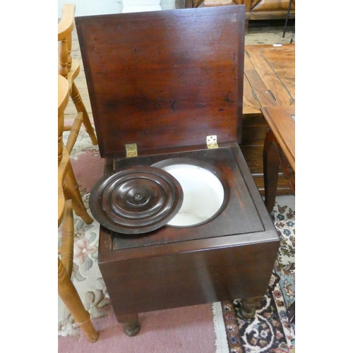 121 - A Victorian mahogany box commode with liner and inset leather top