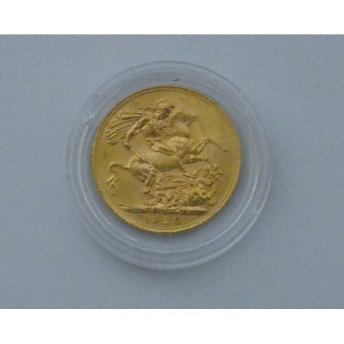 669 - Gold Sovereign  George V 1926