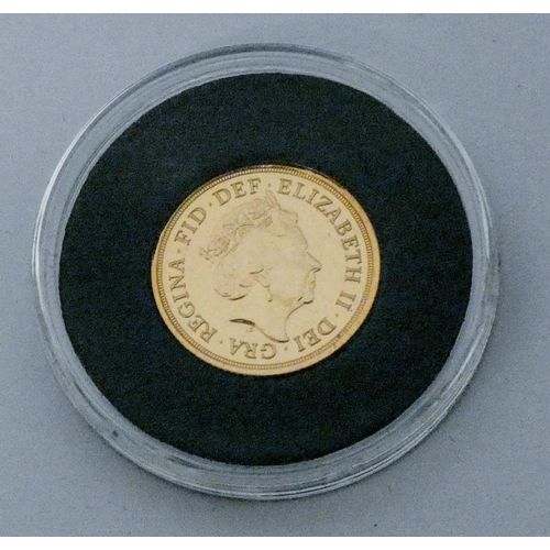 672 - 2018 Queen Elizabeth II Proof Sovereign in fitted box