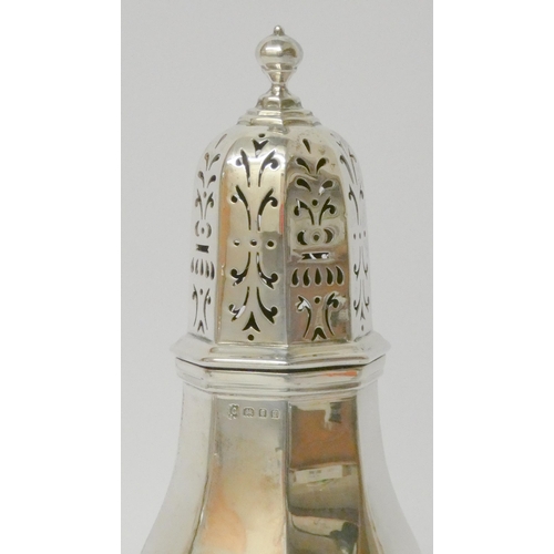 502 - Early 20th century silver sugar caster, of octagonal form, London 1911. 19cms tall. 6 troy ounces