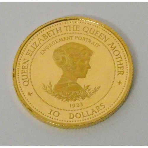 602 - An Elizabeth II Barbados gold proof $10 coin, 1995, Queen Mother 'Lady of the century', 583/1000, we... 