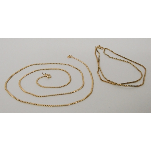 605 - Two modern 9ct gold box link neck chains, 9.5gms