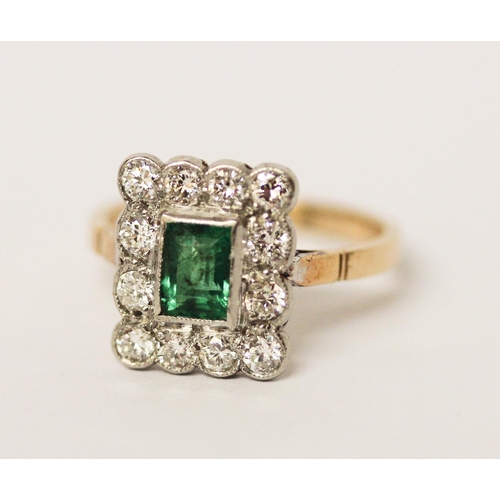 678 - Art Deco emerald and diamond rectangular cluster ring on 18ct yellow gold band, marked 18ct & plat, ... 