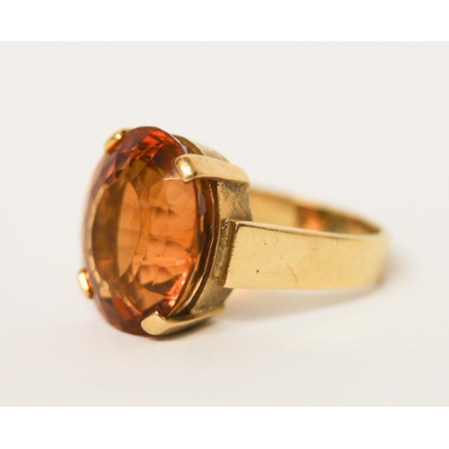 684 - Large fire opal statement dress ring on 18ct yellow gold band, ring size R, gross weight 13.5gms