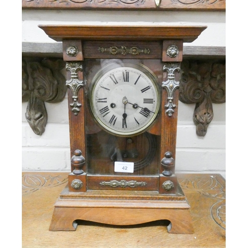 42 - An Edwardian American shelf clock