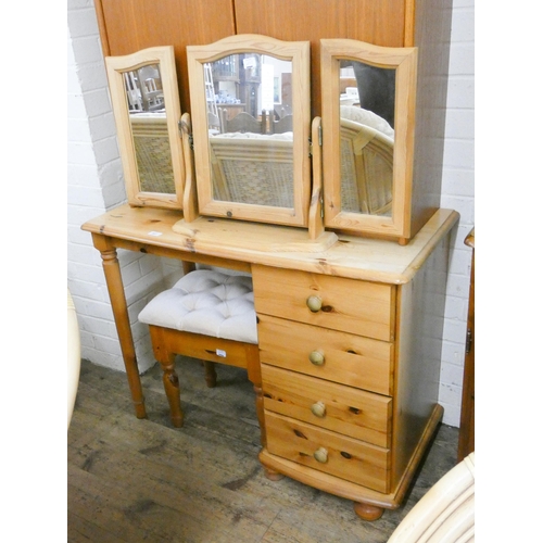 267 - A modern pine single pedestal dressing table with free standing triple mirror and matching stool