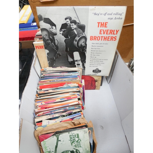 295 - A quantity of vinyl LP records including: Everly Brothers, The George Mitchell Minstrels, Billy J Cr... 