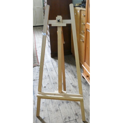 159 - A modern wooden easel