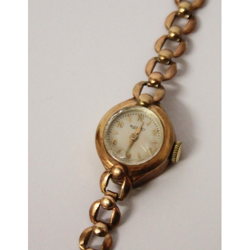 583 - Ladies vintage Rotary 9ct gold bracelet wristwatch in original box