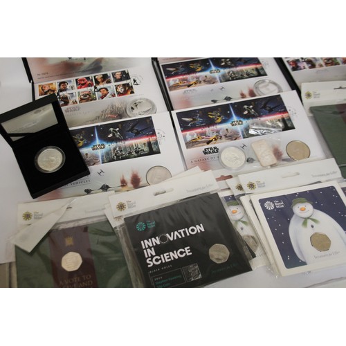 820 - Collection of commemorative proof One ounce silver coins, in presentation packs, silver ingot, prese... 