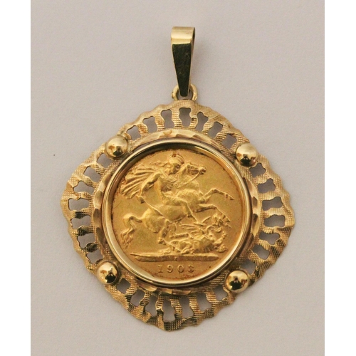 631 - 1903 Edward VII half gold sovereign, mounted as a pendant in 9ct yellow gold mount. Gross weight 5.7... 