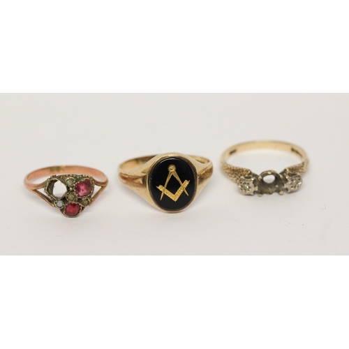 641 - 9ct gents masonic signet ring, size S, and two 9ct gold rings with stones missing. Gross weight of l... 