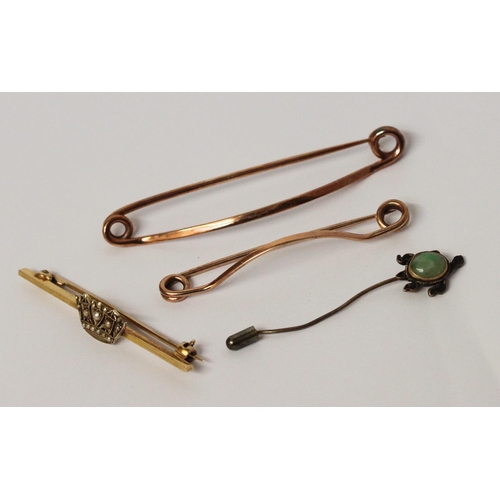 675 - A collection of Victorian gold brooches - hunting stock pins, crescent set bar brooch and an opal ti... 