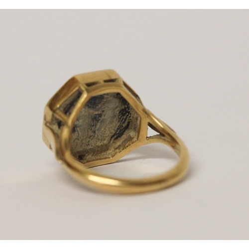 687 - Antique jasper panel ring, the octagonal porcelain panel set in 18ct yellow gold setting and band, s... 