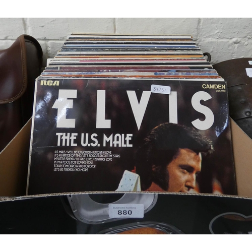 880 - A quantity of vinyl LP records including Elvis, Chris Rea, Rod Stewart, Beach Boys, Eddie Cochran, B... 