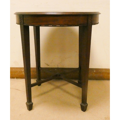 408 - Early 20th century circular mahogany occasional table by Waring & Gillows, 2' diameter