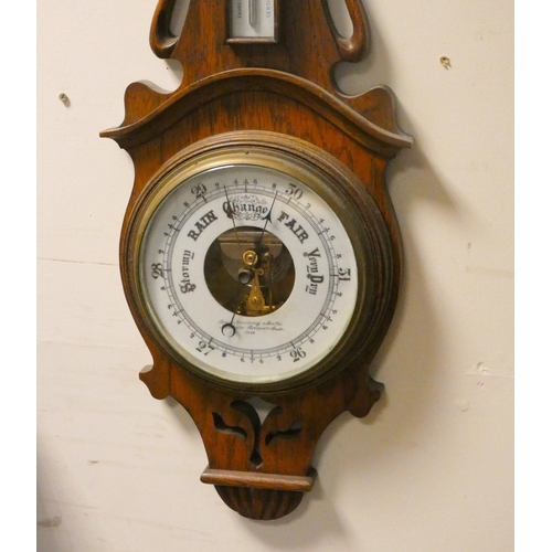 432 - Edwardian banjo barometer in oak case - Thomas Armstrong & Bros, Manchester