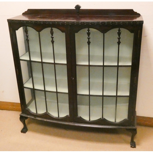 435 - Mahogany bow fronted glazed china display cabinet on claw and ball feet, 46