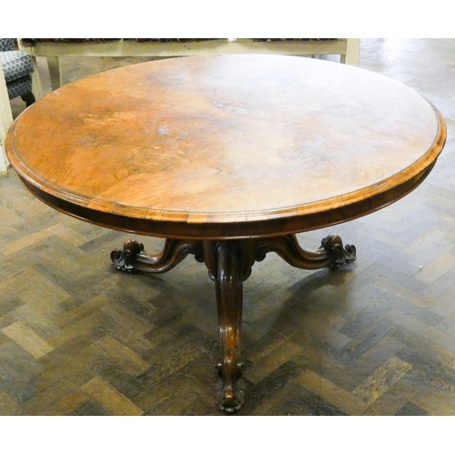 467 - Victorian figured walnut circular walnut snap top breakfast table on pillar and tripod base, 49