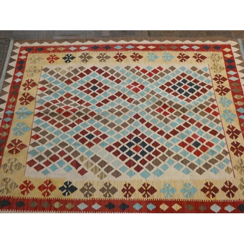 179 - A large fawn and patterned Kilim style wool pile rug, 6'11 x 5'